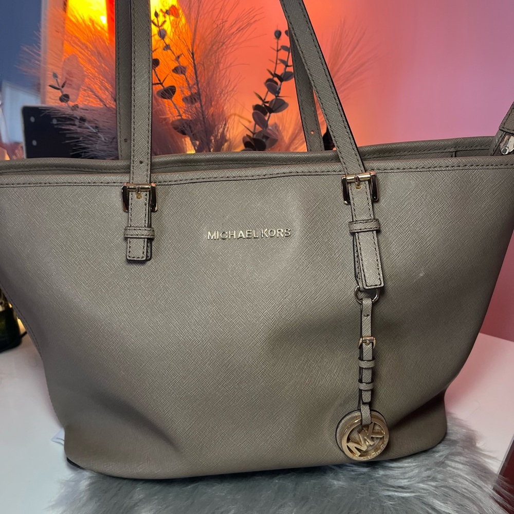 Michael Kors Jet Set Travel Tote Beige- Women's Handbag